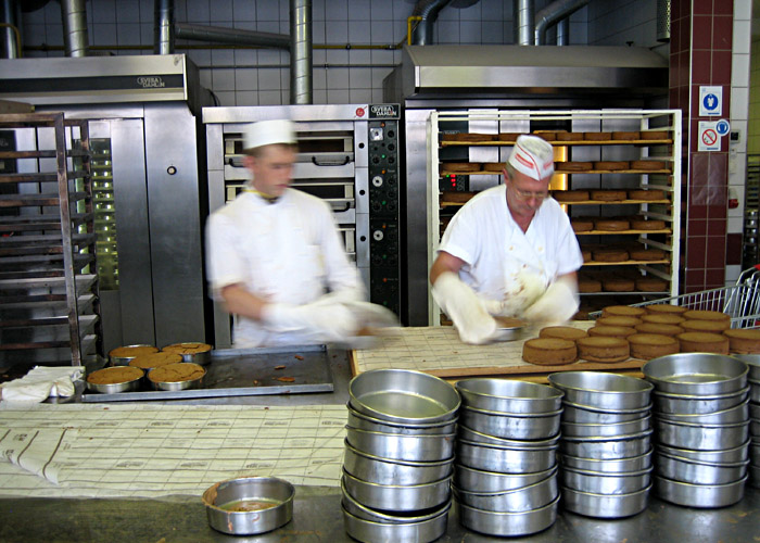 Die Herstellung der Sachertorte