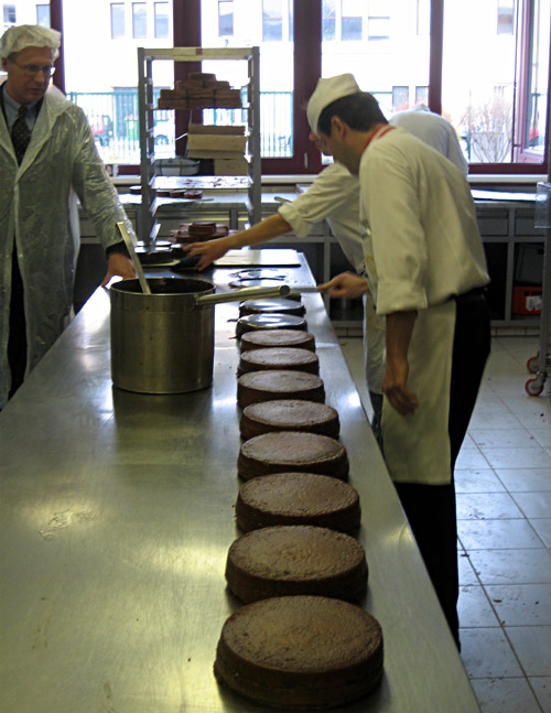 Die Herstellung der Sacher - Torte