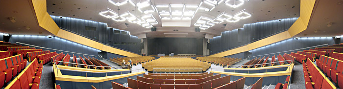 Bühne Saal 2 im CCH