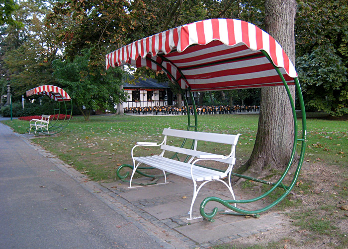 Parkbank im Kurpark Bad Nauheim