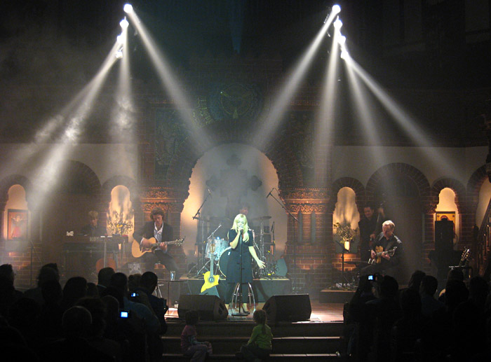 Annett Louisan in der Passionskirche Berlin Kreuzberg