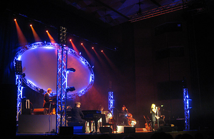 Annett Louisan in der Meistersingerhalle Nürnberg