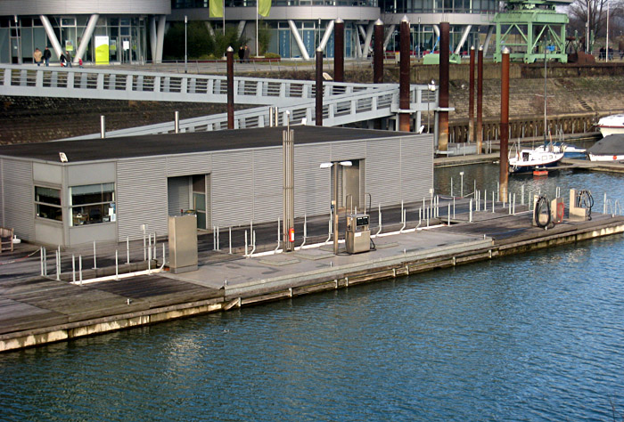 Marina Duisburg im Innenhafen