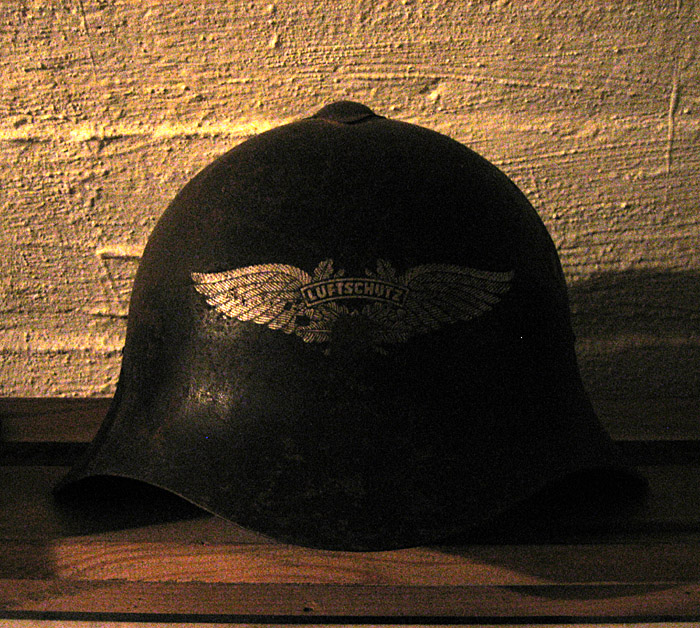 Helm aus dem Hamburger Bunkermuseum